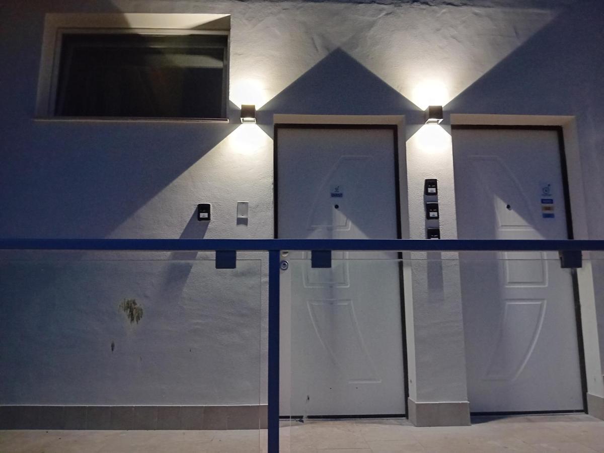 סן ג'יובאני טאטינו La Bussola Airport Affitta Camere מראה חיצוני תמונה